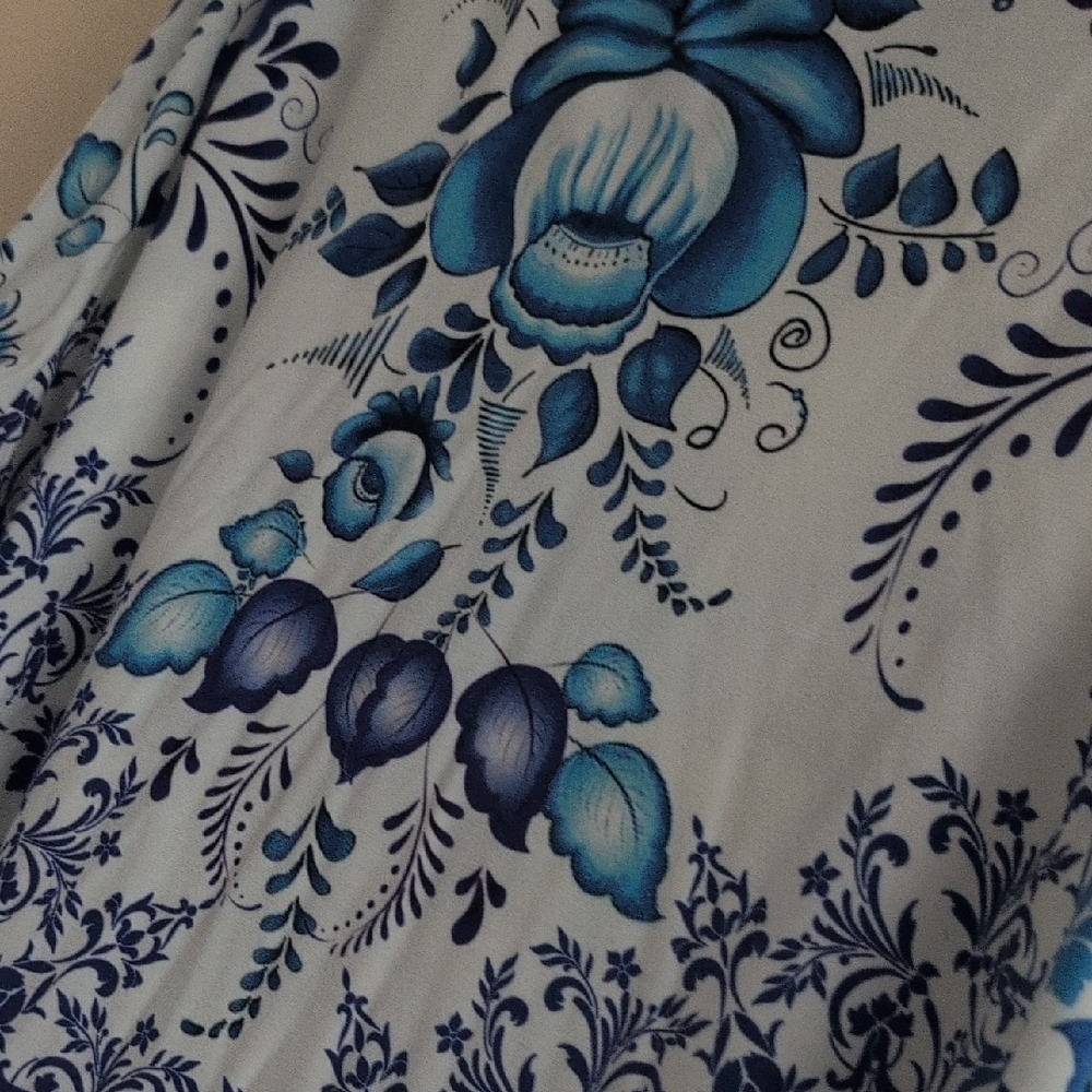 Johnny Was White and Blue Graphic Blouse, - Picture 3 of 5
